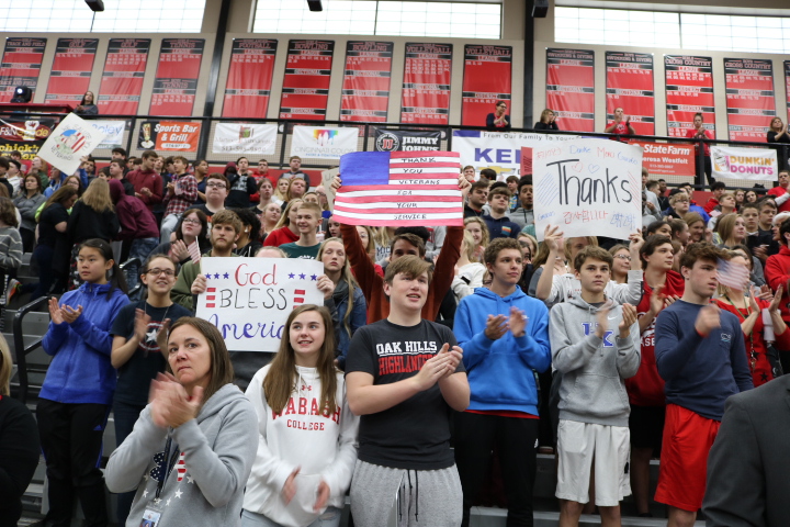 kids at Veterans Day celebration